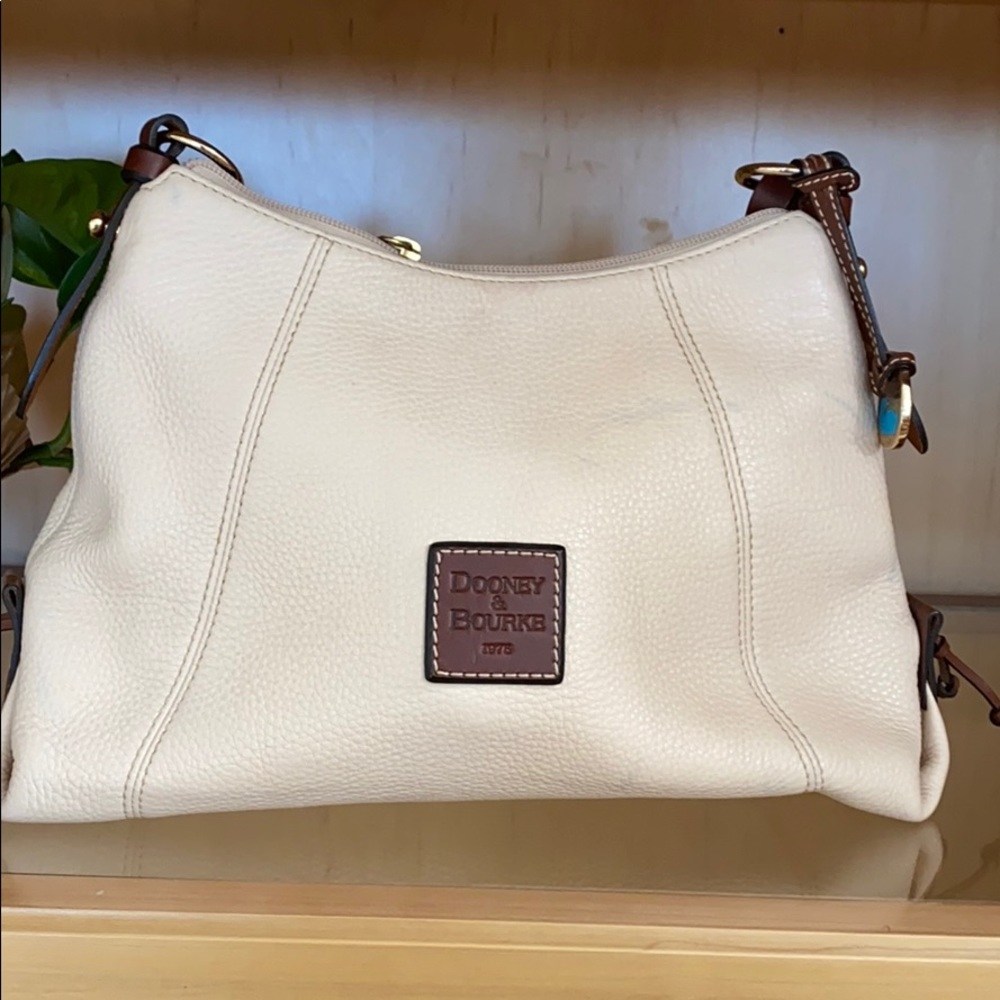 👜👛